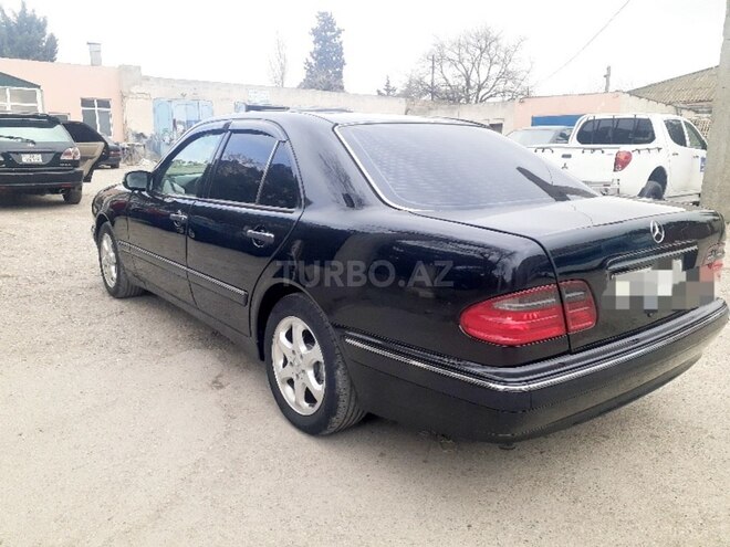 Mercedes E 230 1998, 295,000 km - 2.3 l - Sumqayıt