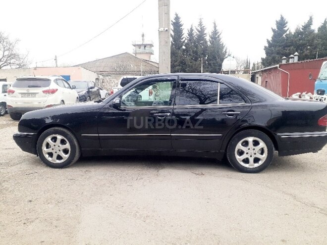 Mercedes E 230 1998, 295,000 km - 2.3 l - Sumqayıt