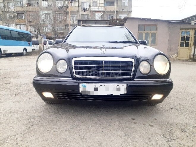 Mercedes E 230 1998, 295,000 km - 2.3 l - Sumqayıt