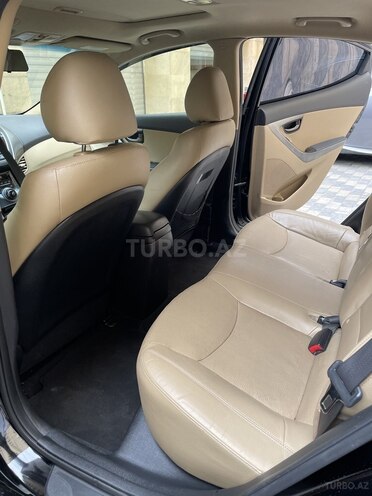 Hyundai Elantra 2013, 136,000 km - 1.8 л - Bakı