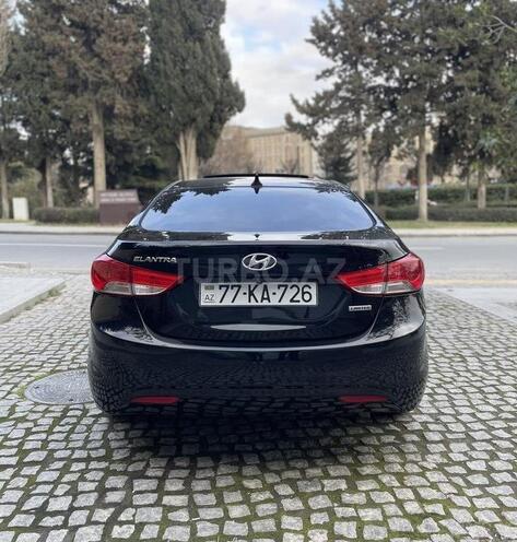 Hyundai Elantra 2013, 136,000 km - 1.8 л - Bakı