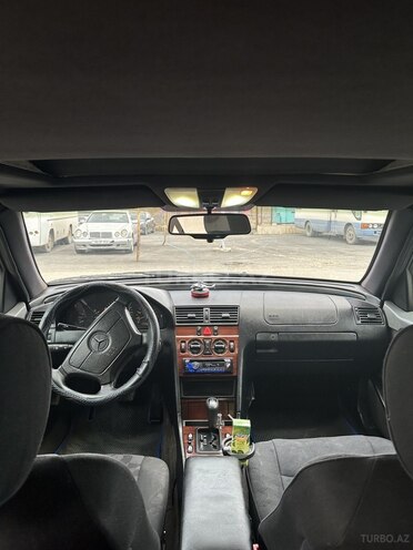 Mercedes C 200 1997, 333,567 km - 2.0 л - Bakı