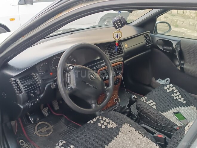 Opel Vectra 1997, 250,000 km - 1.8 л - Bakı