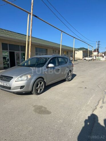 Kia Ceed 2008, 220,000 km - 1.4 l - Bakı