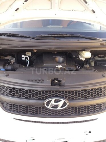 Hyundai H-1 2012, 317,000 km - 2.4 l - Bakı