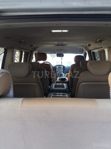Hyundai H-1 2012, 317,000 km - 2.4 l - Bakı