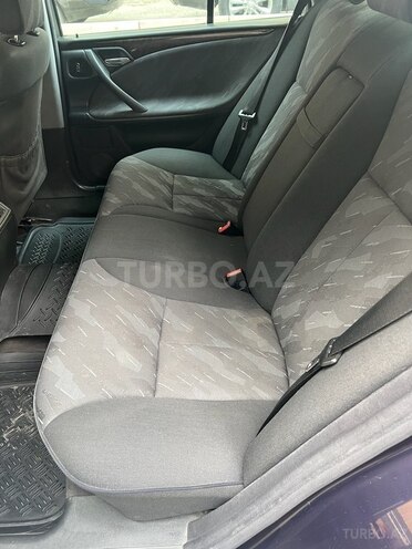 Mercedes E 220 2000, 296,000 km - 2.2 л - Bakı