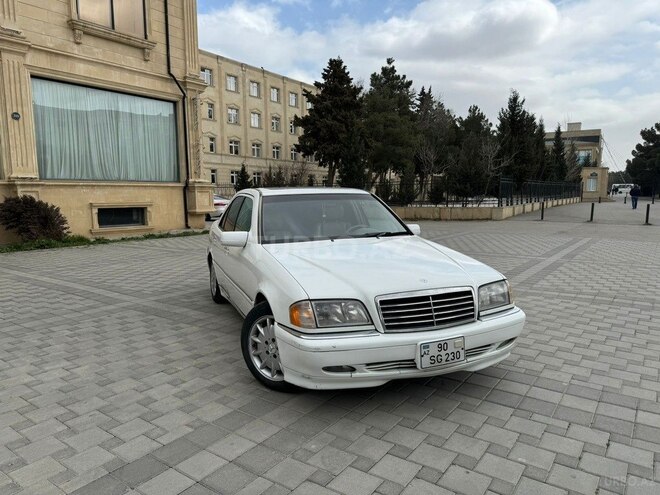 Mercedes C 230 1998, 295,000 km - 2.3 l - Bakı