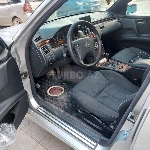 Mercedes E 220 1997, 377,000 km - 2.2 l - Gəncə