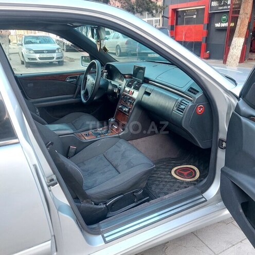 Mercedes E 220 1997, 377,000 km - 2.2 l - Gəncə