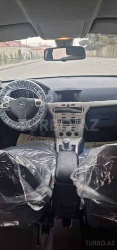 Opel Astra 2008, 228,000 km - 1.3 l - Bakı