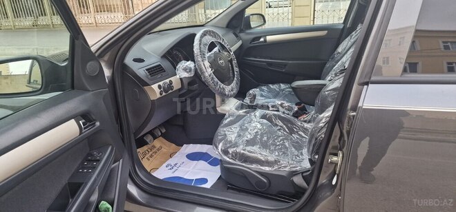 Opel Astra 2008, 228,000 km - 1.3 l - Bakı