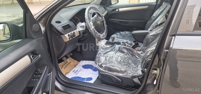 Opel Astra 2008, 228,000 km - 1.3 l - Bakı