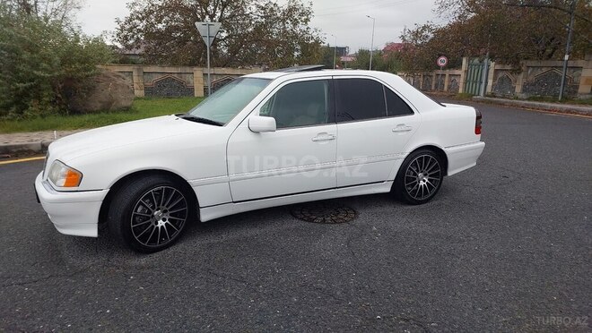 Mercedes C 230 1998, 201,004 km - 2.3 l - Qəbələ