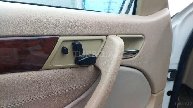 Mercedes C 230 1998, 201,004 km - 2.3 l - Qəbələ