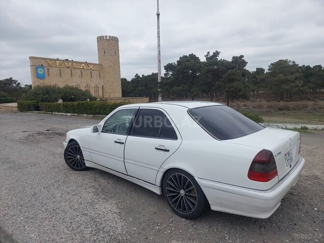 Mercedes C 230 1998, 201,004 km - 2.3 l - Qəbələ