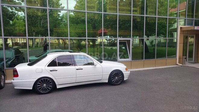 Mercedes C 230 1998, 201,004 km - 2.3 l - Qəbələ