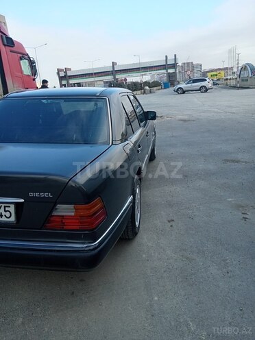 Mercedes C 200 1995, 723,443 km - 2.0 л - Bakı