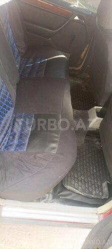 Mercedes E 250 1986, 900,000 km - 2.5 л - Bakı