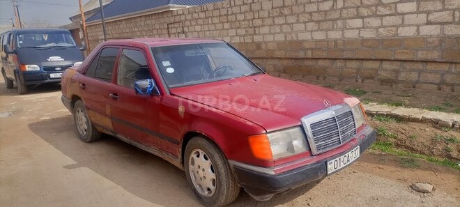Mercedes E 250 1986, 900,000 km - 2.5 л - Bakı