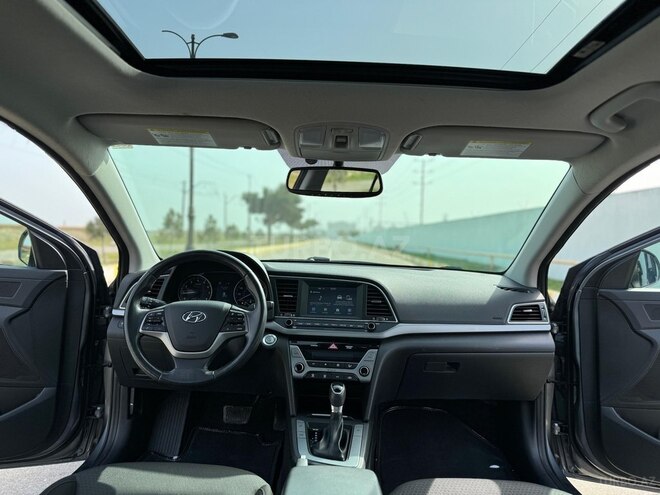 Hyundai Elantra 2017, 201,414 km - 2.0 l - Bakı