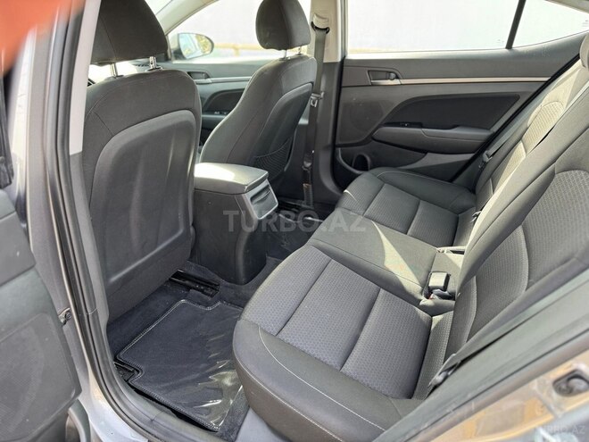 Hyundai Elantra 2017, 201,414 km - 2.0 l - Bakı
