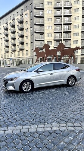 Hyundai Elantra 2019, 104,607 km - 2.0 l - Bakı