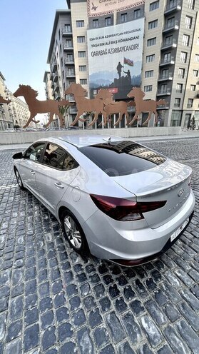 Hyundai Elantra 2019, 104,607 km - 2.0 l - Bakı