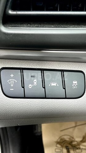 Hyundai Elantra 2019, 104,607 km - 2.0 l - Bakı