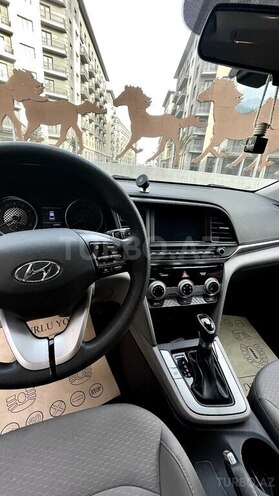 Hyundai Elantra 2019, 104,607 km - 2.0 l - Bakı
