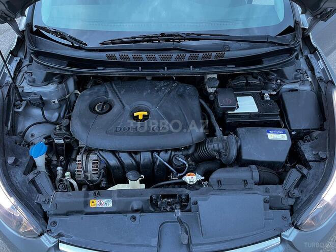 Hyundai Elantra 2015, 421,820 km - 1.8 л - Mingəçevir
