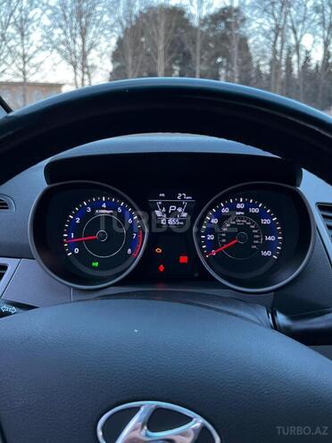 Hyundai Elantra 2015, 421,820 km - 1.8 л - Mingəçevir
