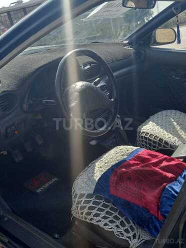 Hyundai Accent 1998, 345,672 km - 1.5 l - Salyan