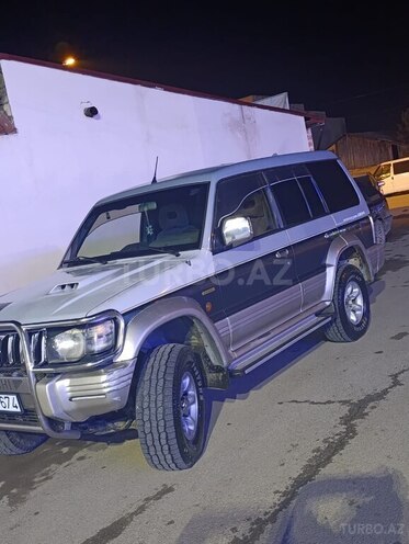 Mitsubishi Pajero 1993, 320,000 km - 2.8 л - Bakı