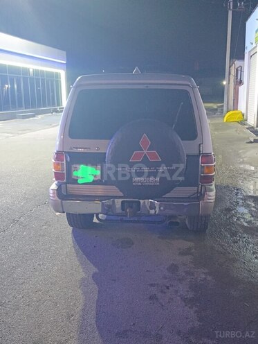 Mitsubishi Pajero 1993, 320,000 km - 2.8 л - Bakı