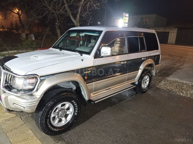 Mitsubishi Pajero 1993, 320,000 km - 2.8 л - Bakı