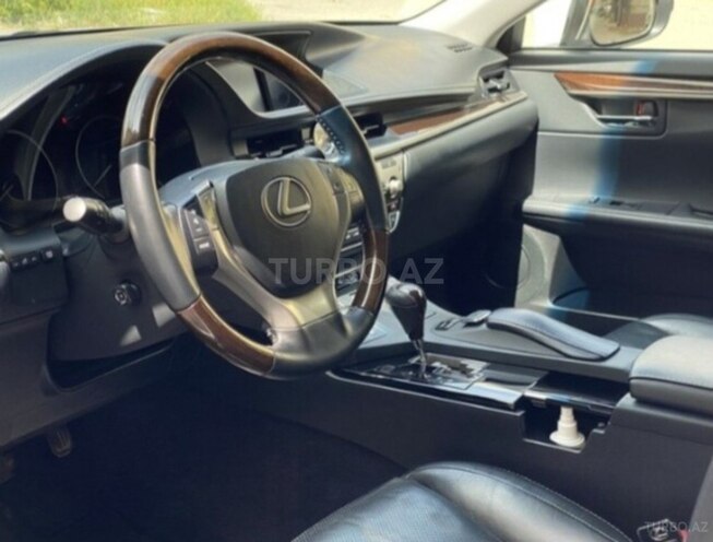 Lexus ES 250