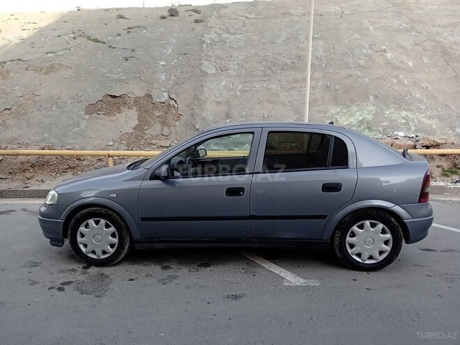 Opel Astra 2007, 230,000 km - 1.4 л - Bakı