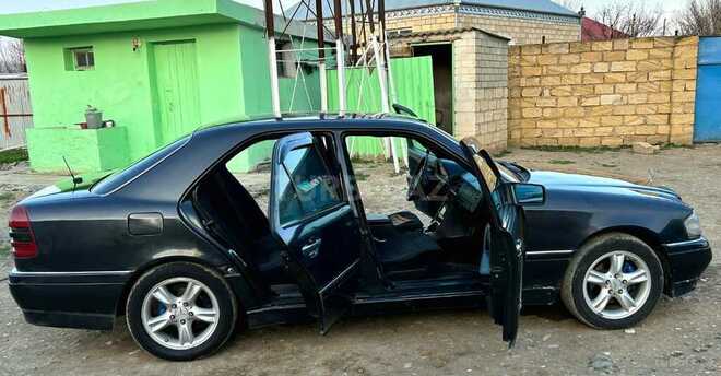 Mercedes C 280 1995, 84,670 km - 2.8 l - Zərdab