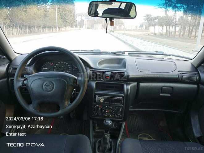 Opel Astra 1997, 430,000 km - 1.6 l - Sumqayıt