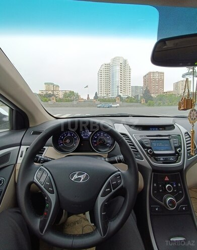 Hyundai Elantra 2015, 189,903 km - 1.8 l - Bakı