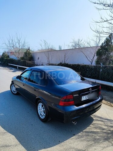 Opel Vectra 1997, 250,000 km - 1.6 l - Sumqayıt