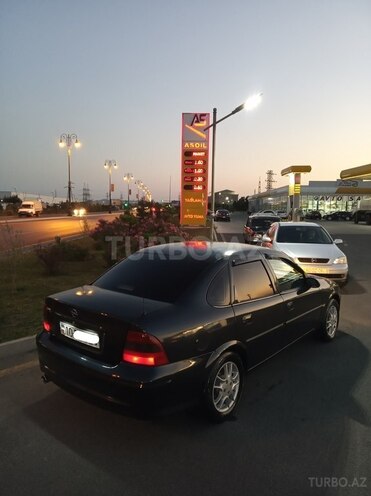 Opel Vectra 1997, 250,000 km - 1.6 l - Sumqayıt
