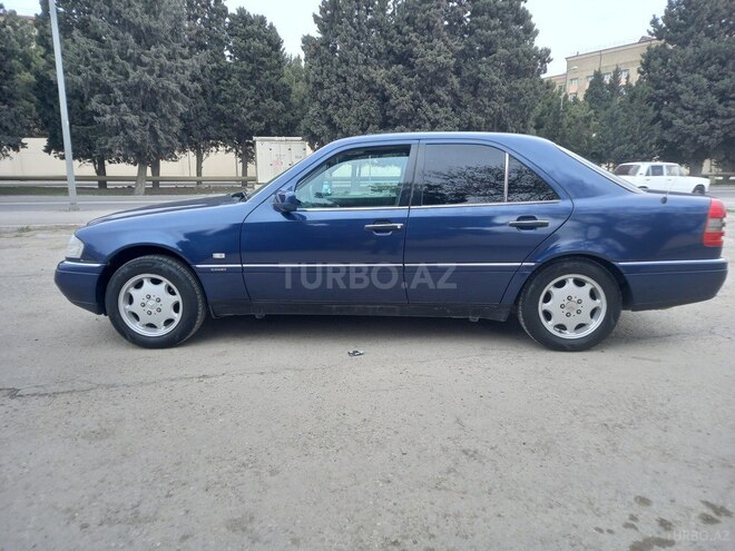 Mercedes C 180 1997, 198,672 km - 1.8 l - Bakı