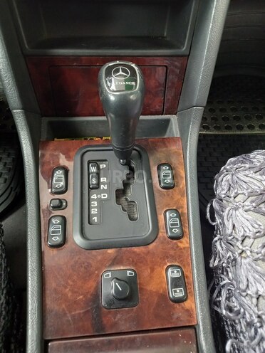 Mercedes C 180 1997, 198,672 km - 1.8 l - Bakı