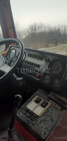 MAZ 5549 1992, 250,000 km - 11.0 l - Şəki