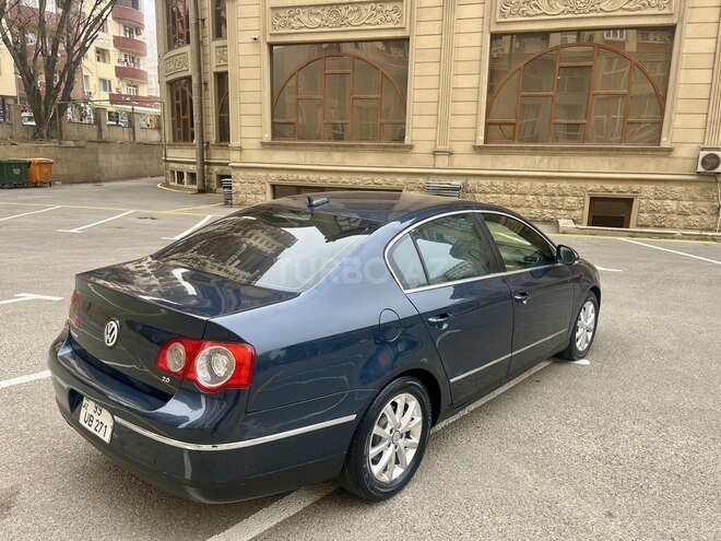 Volkswagen Passat 2005, 233,000 km - 2.0 l - Bakı