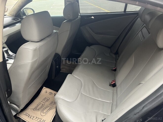 Volkswagen Passat 2005, 233,000 km - 2.0 l - Bakı