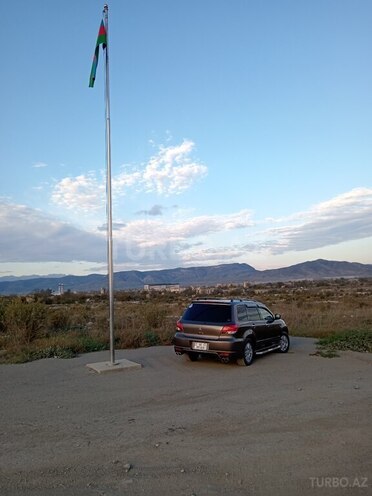 Mitsubishi Airtrek 2001, 348,450 km - 2.4 l - Ağcabədi