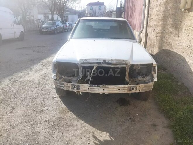 Mercedes E 200 1992, 300,000 km - 2.0 l - Bakı